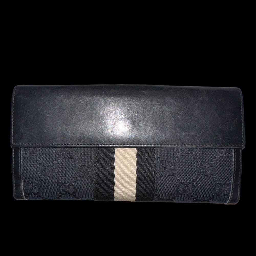 Authentic Gucci leather canvas long wallet with no brand gunmetal chain - Picture 1 of 11